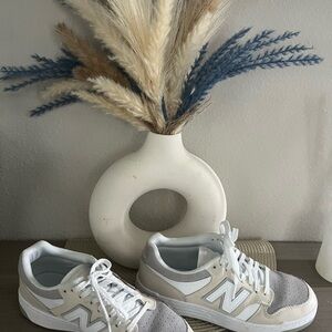 New Balance Cream and Gray Sneakers